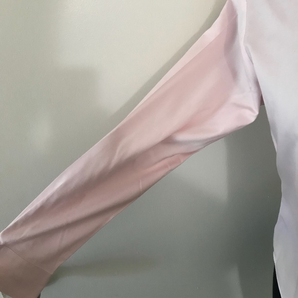 Petite sophisticates Pink Button Down. Sz Small. - Picture 3 of 5